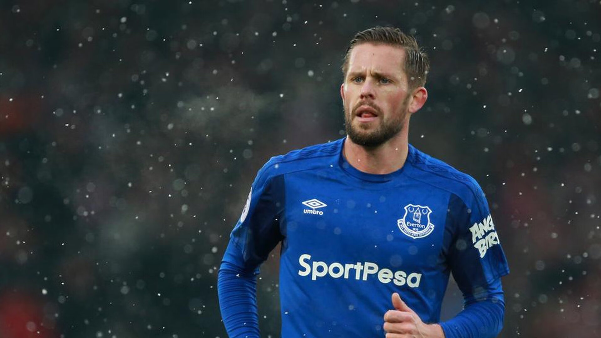 德甲球队主场表现强势 连续取得积分